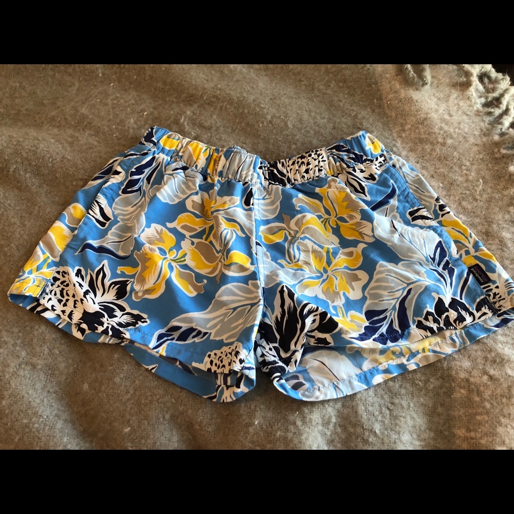 Patagonia Barely Baggies Floral Print Size Small